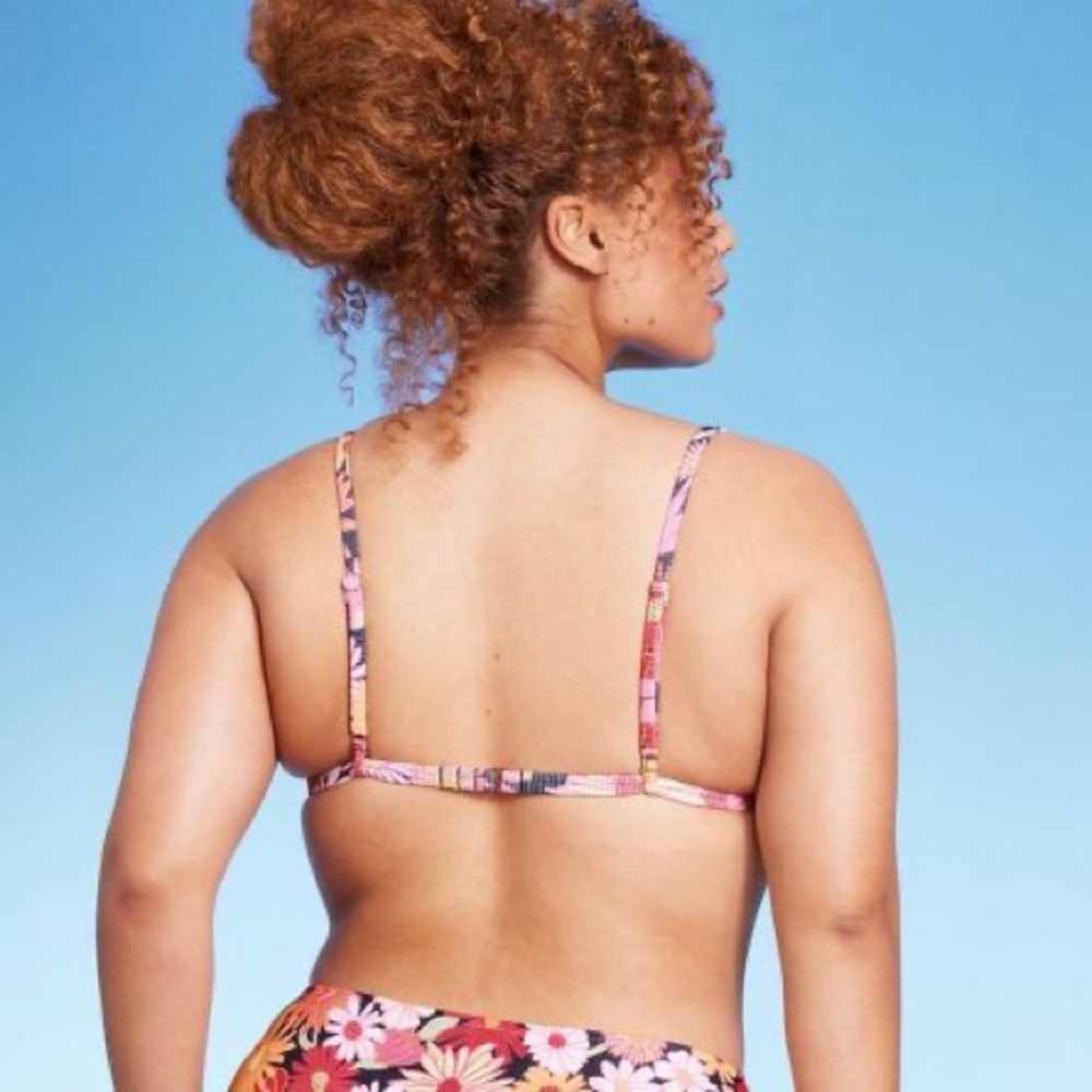 Women's Ribbed Triangle Bikini Top - Wild Fable™ - Picture 4 of 10